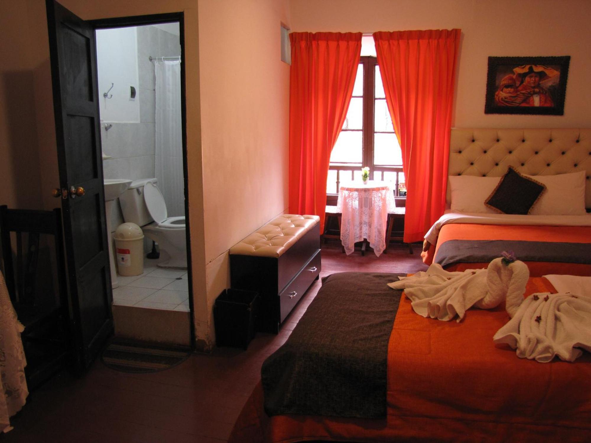 Imperial Golden House Inn Куско Екстериор снимка